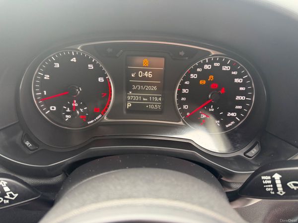 Audi A1 2012 383775655