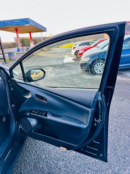 Toyota Prius 2020 1.8L Petrol Hybrid 383778397