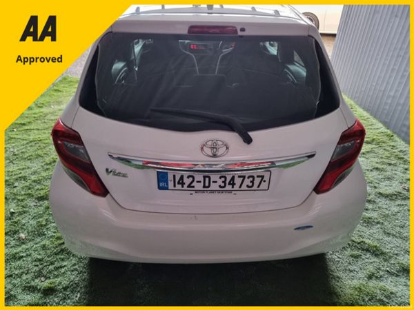 2014 Toyota Vitz 1.3L Automatic 383779535