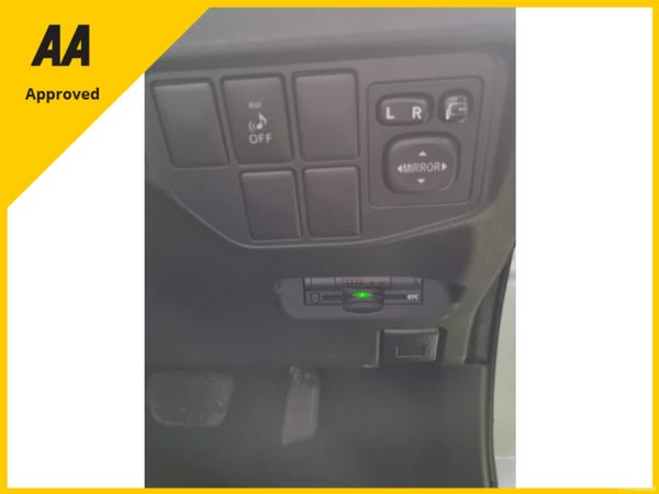 Toyota Prius 1.8 Hybrid 383779993