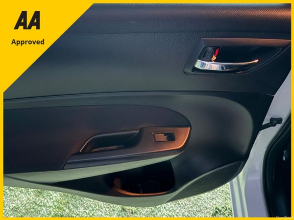 2014 Suzuki Swift Automatic 383780069