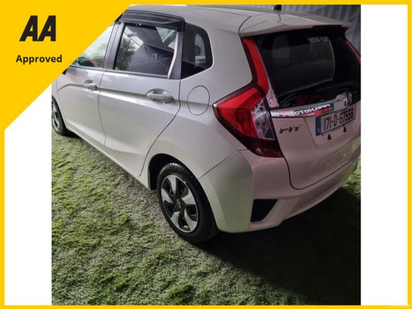 2017 Honda Fit/ jazz Automatic 383780185