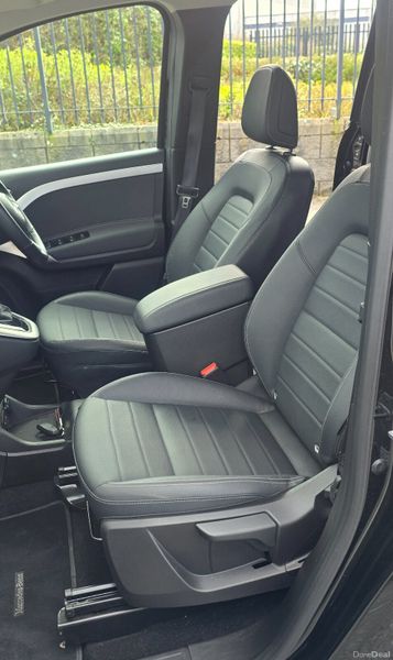 Demo Sale - Mercedes-Benz T-Class 2025 383787475