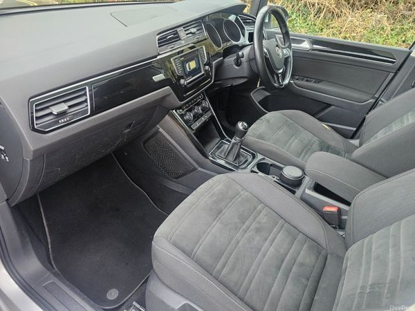 Volkswagen Touran 2016 2.0 TDI 383795033