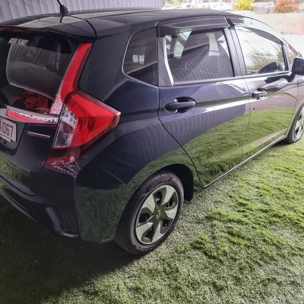 2016 Honda Fit/ Jazz 2016 Automatic 383713671