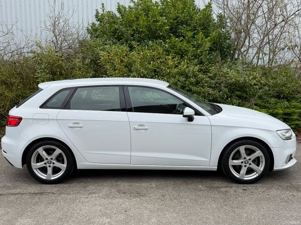 Audi A3 S-Line Automatic 1.4 383715835
