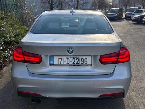 BMW 330e M-Sport 2017 383717449