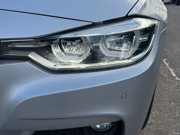 BMW 330e M-Sport 2017 383717493