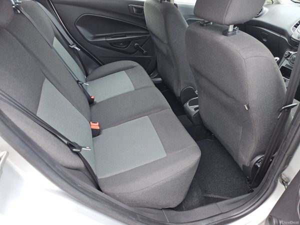 Ford Fiesta 2013 1.2 low mileage only 105klm 383719769