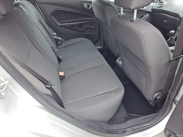 Ford Fiesta 2014 1.2 zetec low mileage 383724921