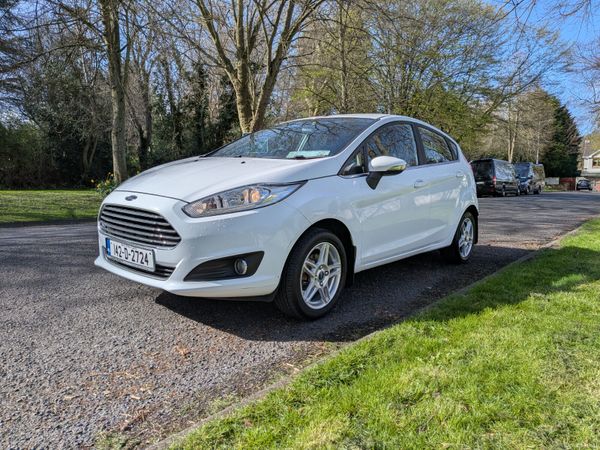 2014 Ford Fiesta ***Tax and NCT*** 383731877