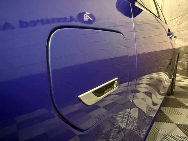 221 BMW 330E M-Sport 383735003