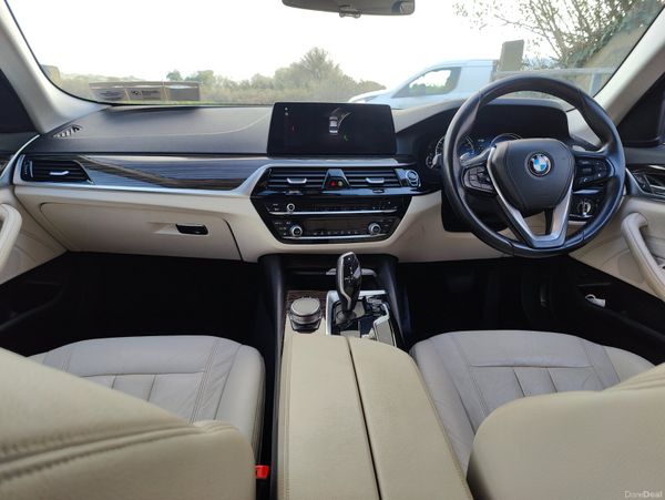 BMW 5-Series 2017 FINANCE Available 383735653