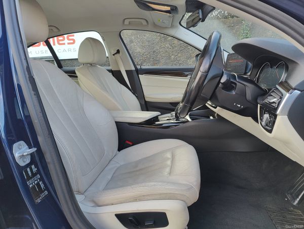 BMW 5-Series 2017 FINANCE Available 383735657