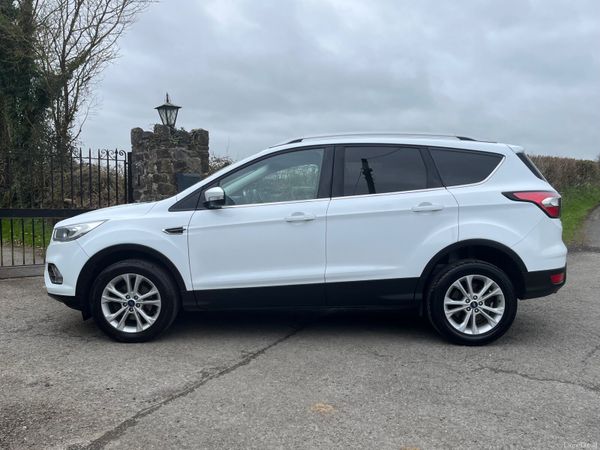 Ford Kuga 1.5TDCi 120PS Titanium 383735957