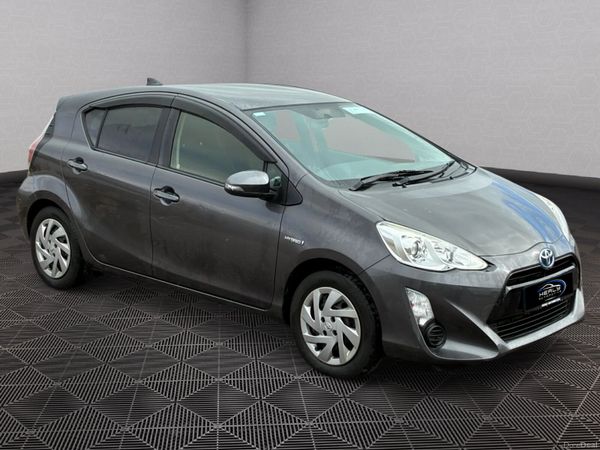 2015 Toyota Aqua / Yaris *Automatic* 383735999
