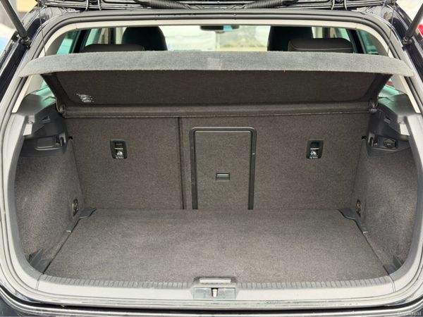 Volkswagen Golf HIGHLINE 1.6 TDI MANUAL 5SPEED 110 383849575