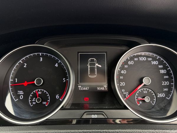 Volkswagen Golf HIGHLINE 1.6 TDI MANUAL 5SPEED 110 383849585