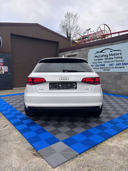 Audi A3 2016 383852377