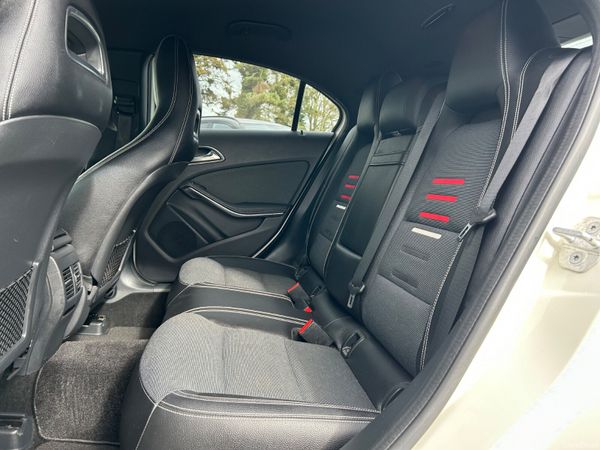 Mercedes-Benz A180 Auto Style 383852579