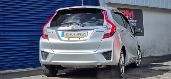 Honda Fit Hybrid 383859187