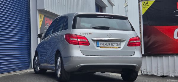 Mercedes-Benz B-Class 2014 383859967