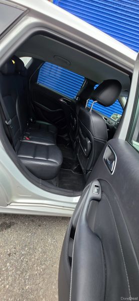 Mercedes-Benz B-Class 2014 383859977