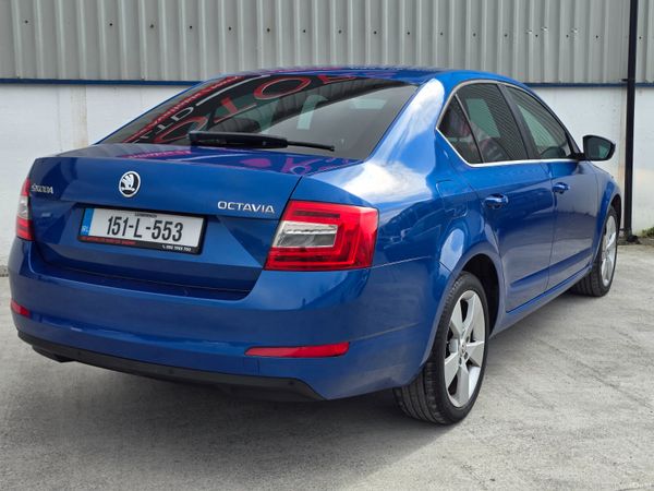 2015 SKODA OCTAVIA ELEGANCE MODEL RACE BLUE 383867219