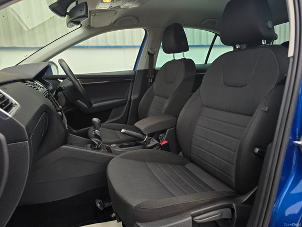 2015 SKODA OCTAVIA ELEGANCE MODEL RACE BLUE 383867225