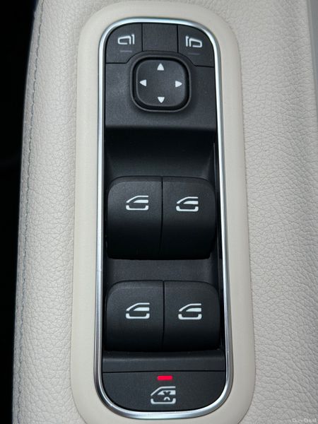 Now Reserved! 191 Mercedes-Benz A200 Auto 383877113