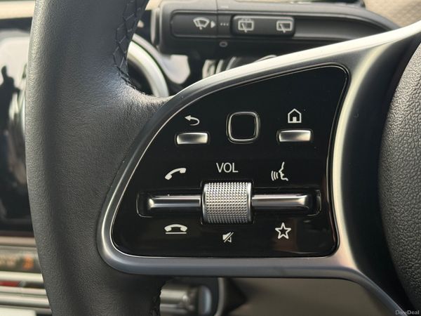 Now Reserved! 191 Mercedes-Benz A200 Auto 383877117