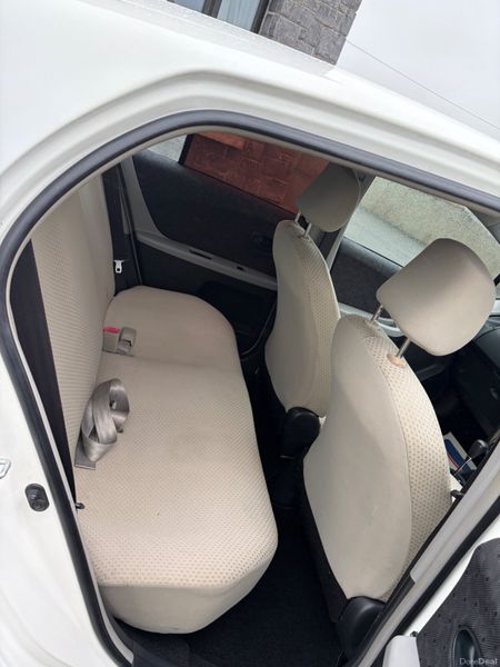 Toyota Vitz 2009 383884193