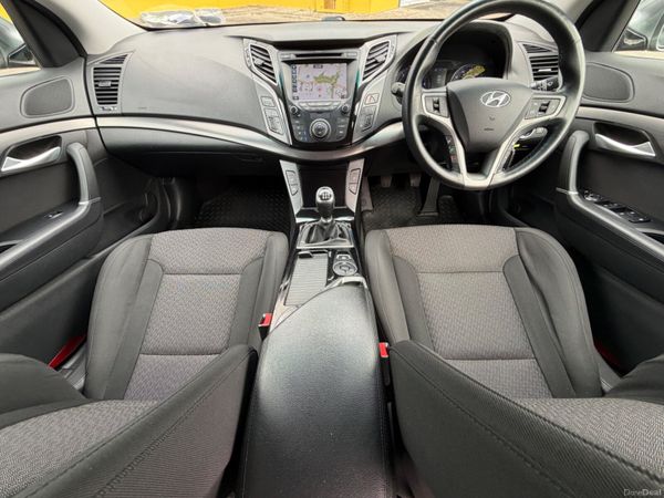 Hyundai i40 1.7 CRDI High Spec 383898405