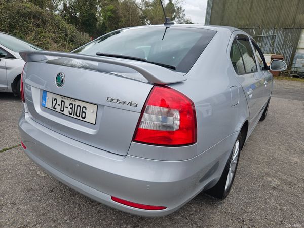 Skoda Octavia 2012 1.2 tsi Elegance 383806303