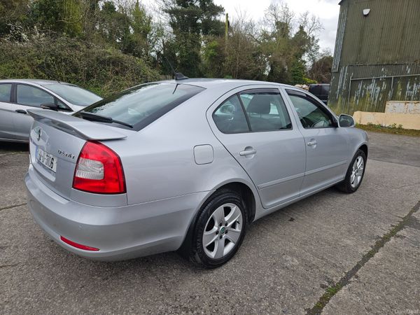 Skoda Octavia 2012 1.2 tsi Elegance 383806305