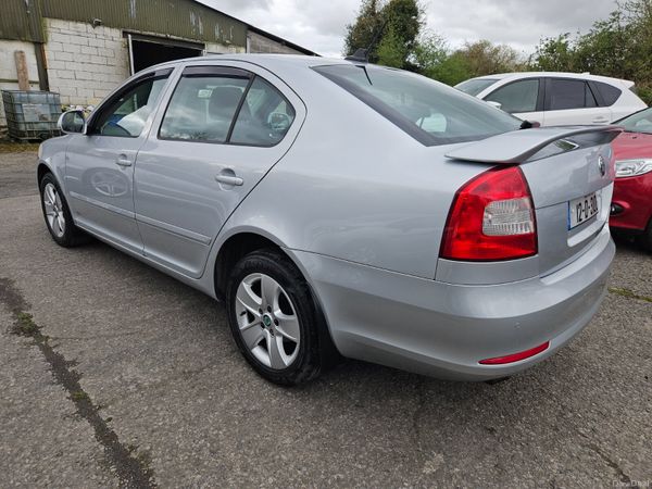 Skoda Octavia 2012 1.2 tsi Elegance 383806321