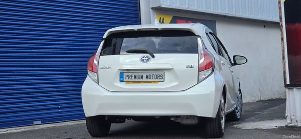 Toyota Aqua Hybrid AA APPROVED 383807195