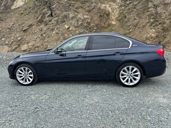 2016 BMW  330e - HUGE SPEC *LOW MILEAGE* 383816161