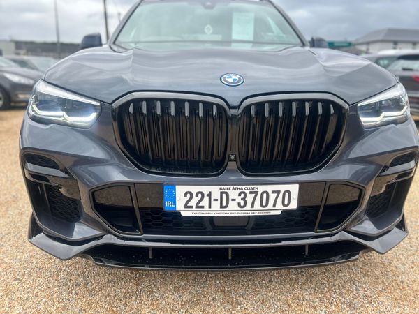 BMW X5 MSPORT WITH MSPORT LIP KIT 383817063