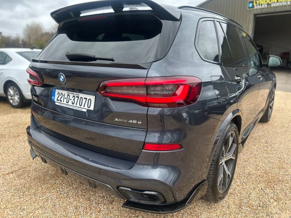 BMW X5 MSPORT WITH MSPORT LIP KIT 383817067