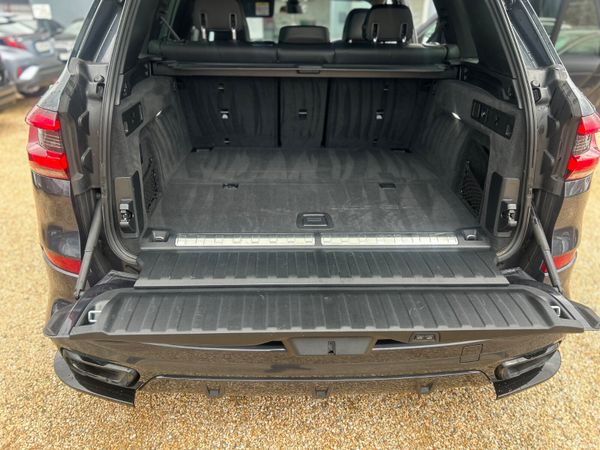 BMW X5 MSPORT WITH MSPORT LIP KIT 383817079