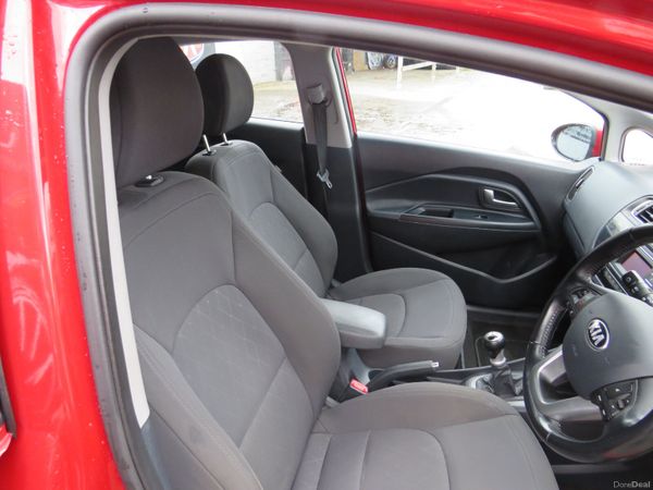 Kia Rio 2015 5DR 1.2 PETROL FULL SERVICE HISTORY 383818541