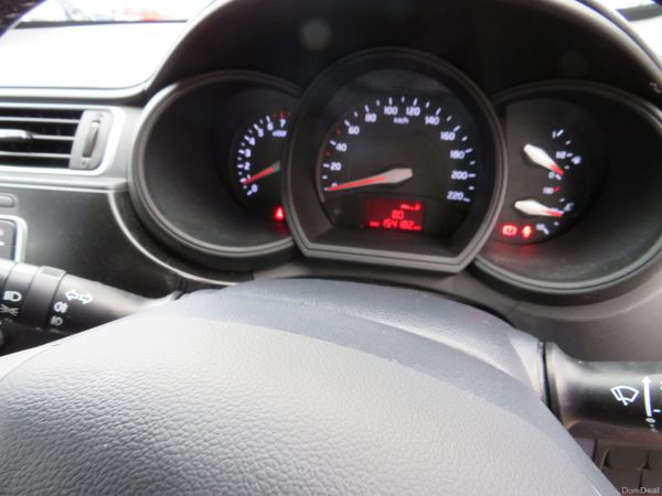 Kia Rio 2015 5DR 1.2 PETROL FULL SERVICE HISTORY 383818537