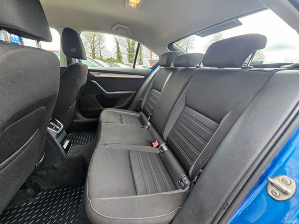 Skoda Octavia 2020  Low Mileage High Spec 383819007