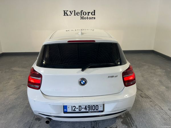 BMW 1-Series 2012 383832381