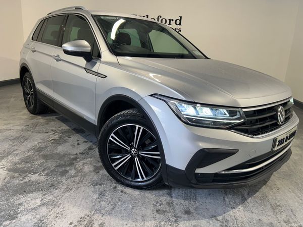 Volkswagen Tiguan 2021 383834311
