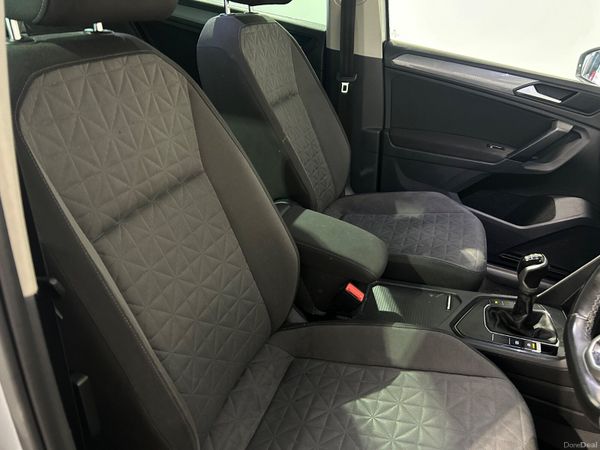 Volkswagen Tiguan 2021 383834401