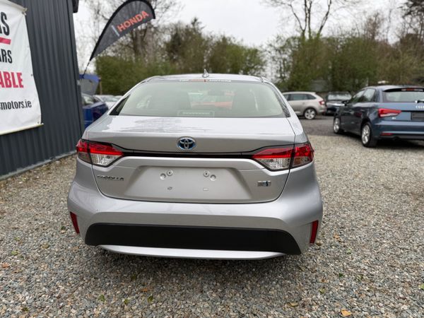 Toyota Corolla 2020/08 383949481