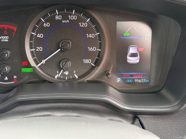 Toyota Corolla 2020/08 383949489