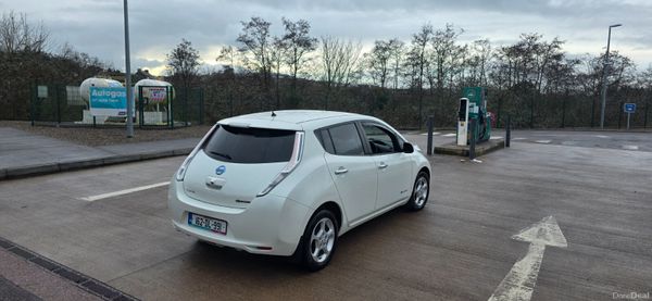 Nissan Leaf 2016 High Spec 383972649
